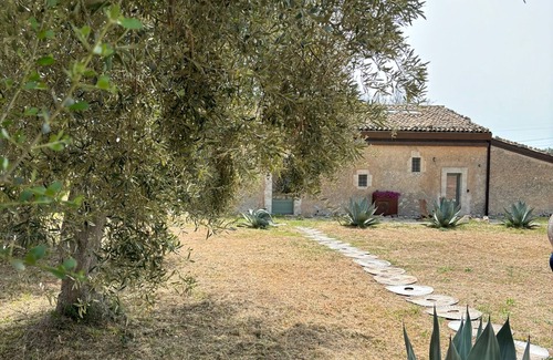 Noto Cottage | Casa Farfaglia 2 Suite: a charming oil mill in Noto