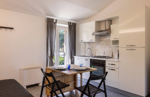 Civitanova Marche Apartment | Casa Faubert civitanova marche, 20 mt from the sea, pets allowed.