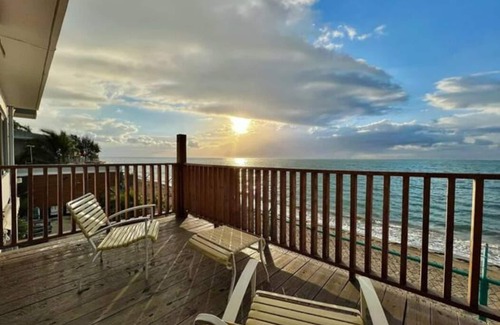 Guanajibo House | CASA FAUSTO BEACHFRONT VILLA