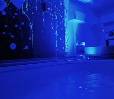 Morro dʼOro Apartment | Casa FedericaPet con piscina interna privata e riscaldata