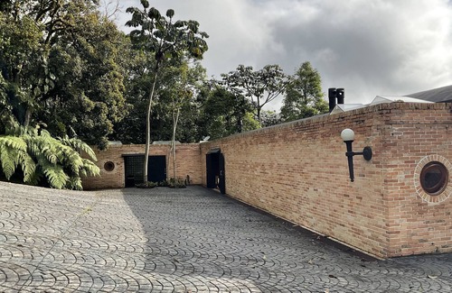 Retiro Villa | CASA FINCA BOSQUE DE FIZEBAD
