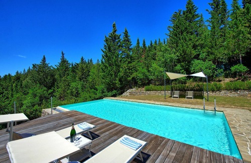 Castellina in Chianti Villa | Casa Fioraie - House with private pool
