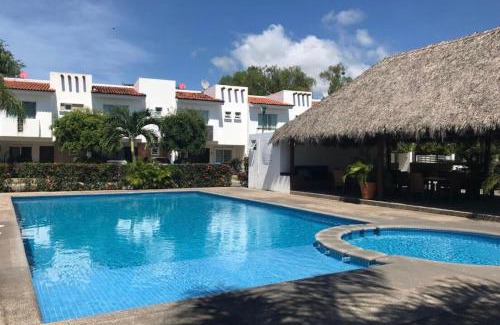 Flamingos House | Casa Flamingo