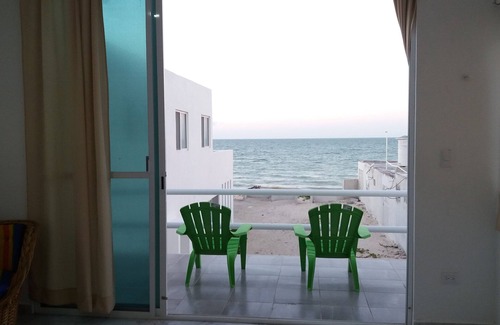 Chelem House | CASA FLAMINGO OCEAN FRONT