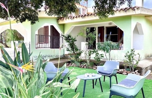 Tertenia Apartment | Casa Flores just minutes from the beach