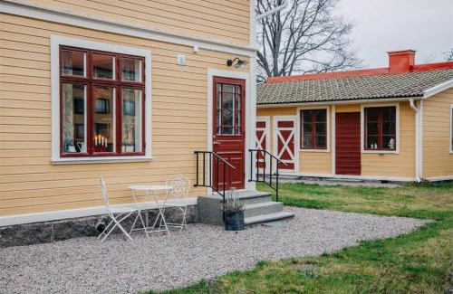 Hjo Municipality Apartment | Casa Fontenay charmig lägenhet nära stadsparken och Vättern
