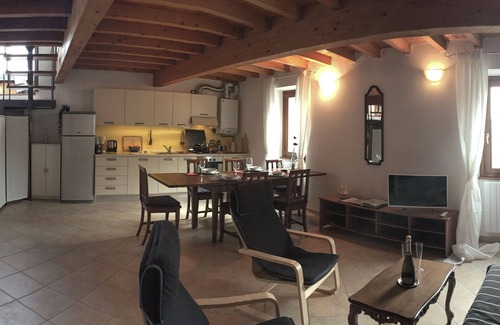 Fornico Apartment | Casa FORNICO: 2 apartments with terraces and breathtaking views of Lake Garda