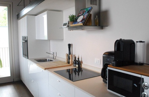 Gaino Apartment | Casa Franka-Rebomaholidays, with two balconies and marvellous lake view