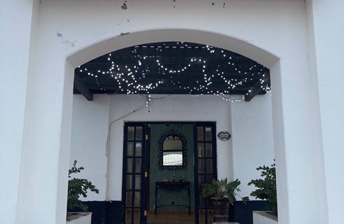 Bella Vista House | Casa Frida at Sandy Beach Downtown area