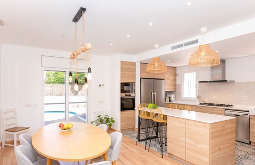 Passeig Maritim Villa | Casa Gala Located by Beach in Sitges
