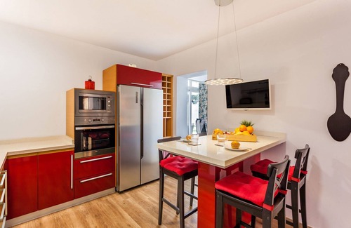 Cala d'Or Ski Chalet | Casa Garbello Vacation Home with Private Pool in Cala d’Or