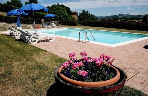 Umbertide House | Casa Gioele D: A welcoming apartment situated in a quiet location, a few minutes from the town center, with Free WI-FI.