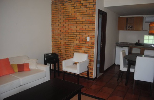 Pipa Ski Chalet | Casa Girassois, located in the center of Pipa, is a large oasis in the center