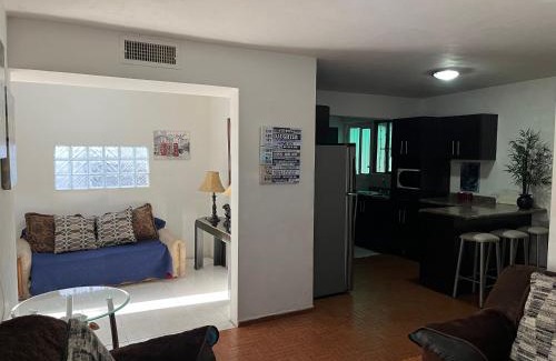 Hermosillo Apartment | Casa grande y centrica, 3 cuartos y 2 baños