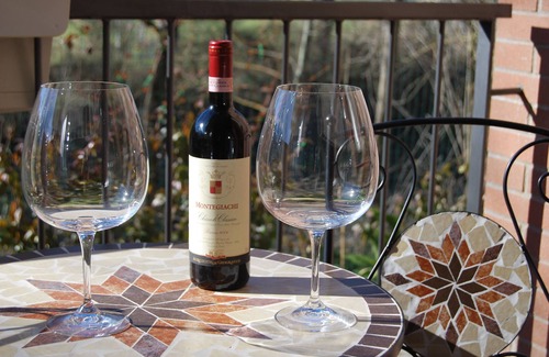 Greve in Chianti Apartment | Casa Grazia, quiet nest near the center. free parking all over the street.