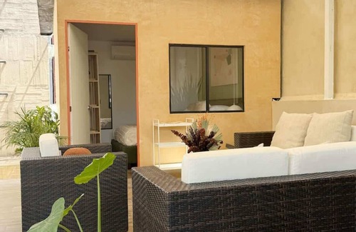 La Condesa Villa | Casa Há · A Soulful 7-Br Home w/Rooftop, Condesa