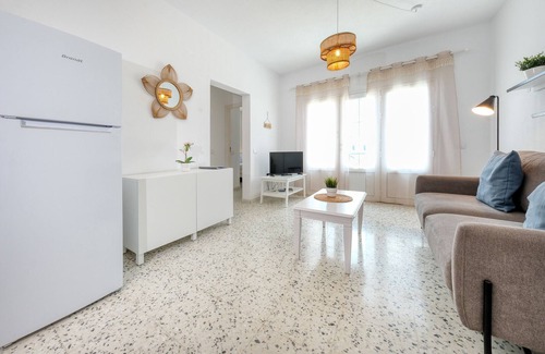 Caleta de Famara Ski Chalet | Casa Hespi-view to Famara Beach