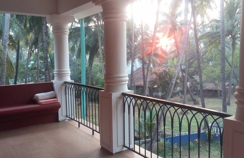 Calangute Villa | Casa Hibiscus Villa with Pvt.Garden & 5 Mins drive to Beach