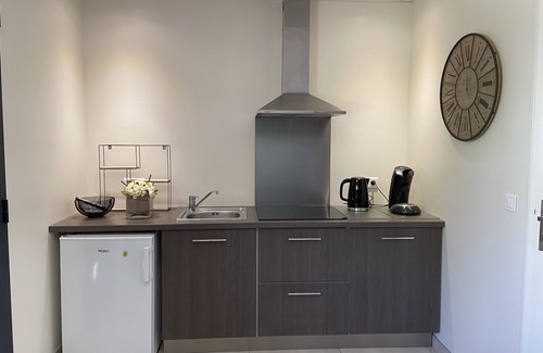 Corte Apartment | Casa ind'é noi: garden-level air-conditioned studio with parking space