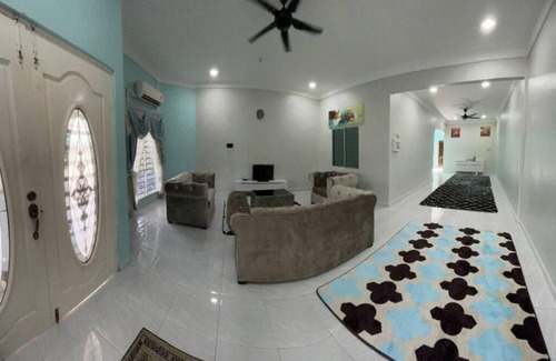 Kampung Changkat Sedonan House | Casa Indera