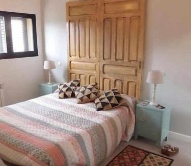 Navarredonda de Gredos House | Casa Iona chalet adosado con vistas a la montaña
