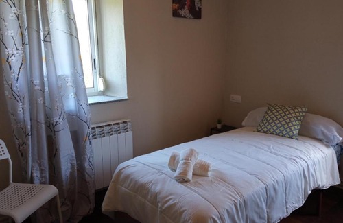 Friol Bed & Breakfast | CASA ISAURA DE PENA Camino Primitivo