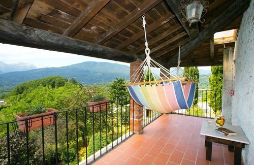 Castiglione di Garfagnana Villa | Casa Quintilio, where elegance and rustic blend harmoniously