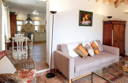 Fonte do Bispo House | Casa Ithaka, a Charming 2 bed Country House With Plunge Pool