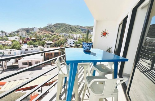 Pedregal Condo | CASA JOY nBeautifuly decorated, Great location & Perfect escape to los Cabos.n