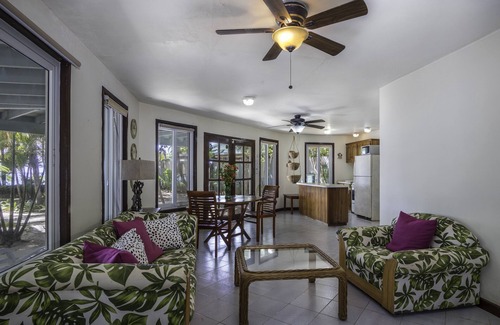 Antoneys Cay House | Casa Kennedy - Family Beach Home - Last Private House on West Bay Beach