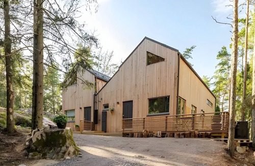 Korppoo Villa | Casa Kolibri, beautiful 3-Bedroom Seaside Cabin in Turku archipelago
