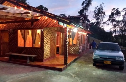 San Juan de Pasto Cottage | Casa la Kocha (Rural Cabin/Hostal/Cottage in Laguna de la Cocha)