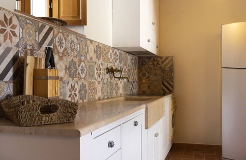 Bonalaccia-Filetto Apartment | Casa La Leccia is an holidays apartment only 5 minutes away from the beach of Marina di Campo and it