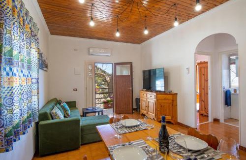 Montepertuso House | Casa la noce Positano