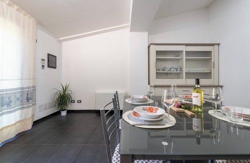 Alghero Apartment | Casa La Vigna - Three Bedroom Apartment, Sleeps 7