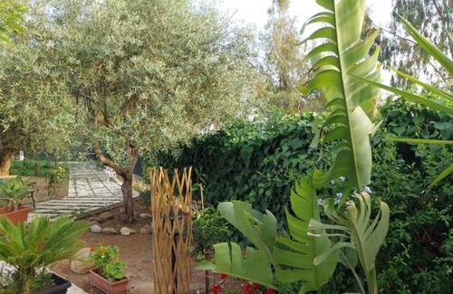 Caccamo Villa | Casa Lachesi: Quadruple Room with Private Bathroom with Sauna and Jacuzzi