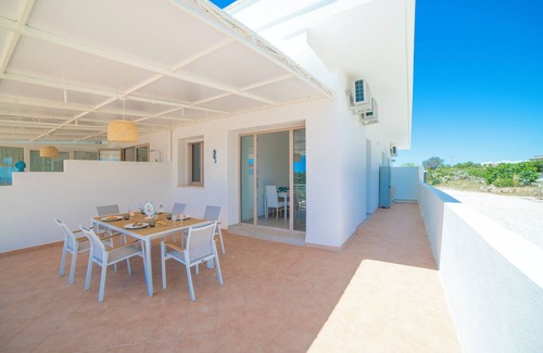 Torre Pali Apartment | Casa Le Secche 4 Sea View And Beach, Torre Pali, Italy