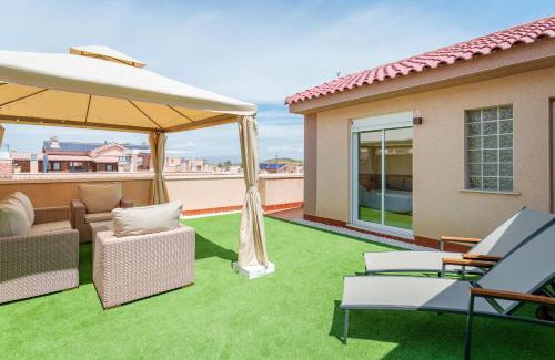 Los Arenales del Sol House | Casa Limón