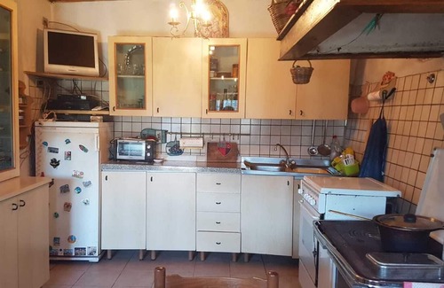 Lamon House | Casa Lina is located in the Chiappini district near the hamlet of Arina