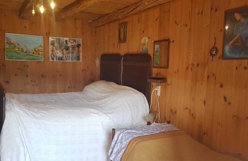 Lamon House | Casa Lina is located in the Chiappini district near the hamlet of Arina