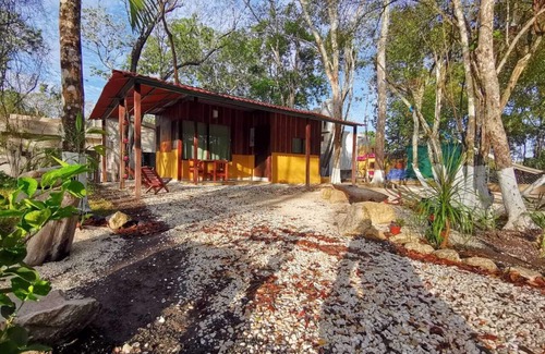 Xpujil Cabin | Casa Lola, enjoy the jungle with all the comforts.