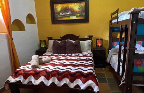 Zapatoca House | Casa Loma