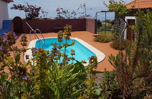 Ponta do Pargo House | Casa Lu, ein Charmantes Haus in Einem Friedlichen Dorf