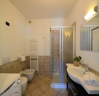 Vercana Apartment | Casa Lucia