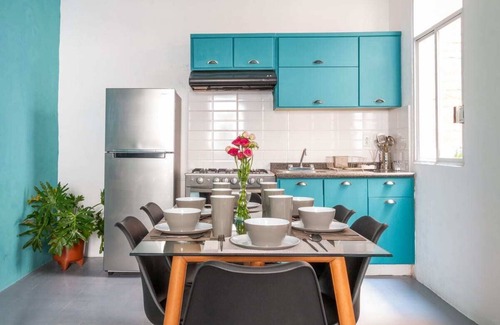 Alvaro Obregon Condo | Casa Lumo | 3BR Vintage Charm w/Rooftop Roma Norte