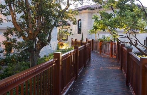 George Town House | Casa Luna 17: Luxe Oasis South of 7Mile Beach w/ Secret Beach Cove, Pool + Heated Spa