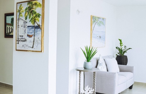 Ceiba House | Casa Luz is a spacious 5BR+ 2B Home Near Ferry and Airport to Culebra & Vieques