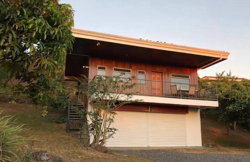 Jaco House | Casa Margarita with Pool Access and Ocean View