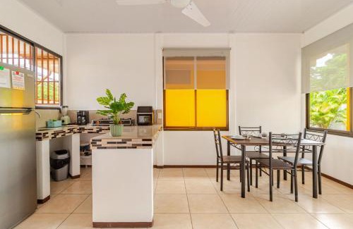 Puerto Viejo de Talamanca House | Casa Madrid, Wifi, Camine a la playa