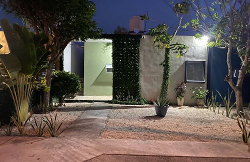 Kanasin House | Casa Magnolia with pool, pet friendly and equipped for a relaxing stay.